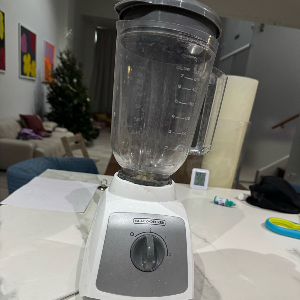 BLACK+DECKER DURAPRO White Stainless Steel Blades 2-Speed Blender